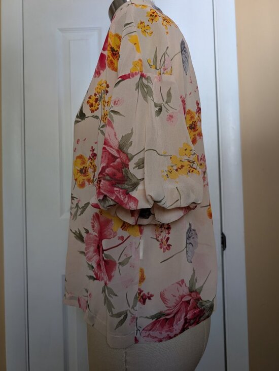 Shein Floral Blouse - Picture 2 of 4